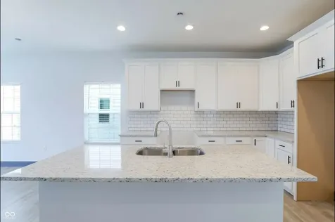 1433 Deloss Street Indianapolis IN 46201