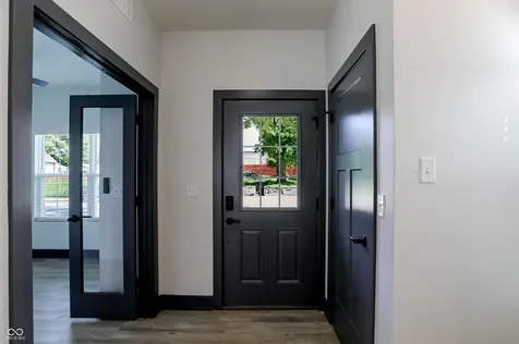 1433 Deloss Street Indianapolis IN 46201