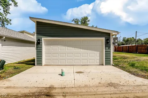 1433 Deloss Street Indianapolis IN 46201