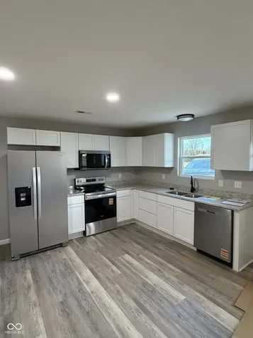 3268 Stoningham Way North Vernon IN 47265