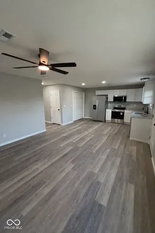 3268 Stoningham Way North Vernon IN 47265