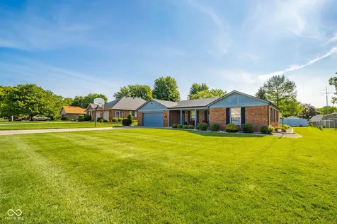 812 Eastgate Drive Anderson IN 46012