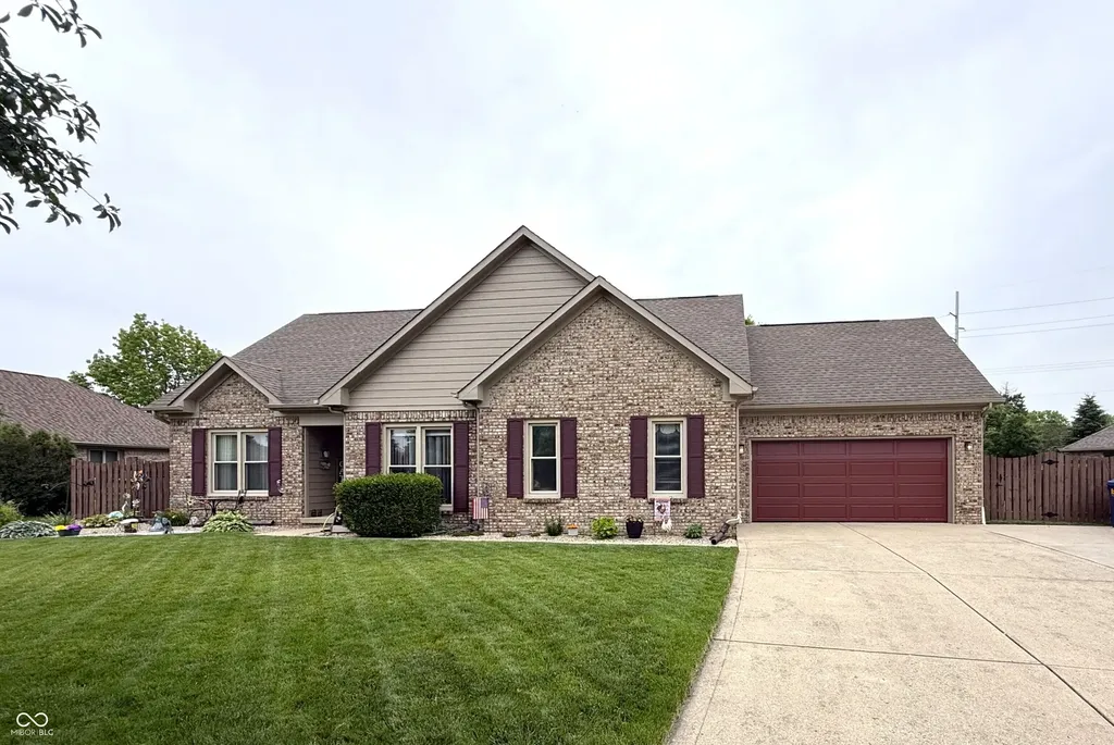 1069 Redwood Drive Brownsburg IN 46112