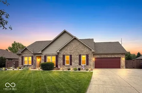 1069 Redwood Drive Brownsburg IN 46112