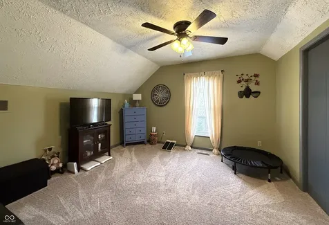 1069 Redwood Drive Brownsburg IN 46112