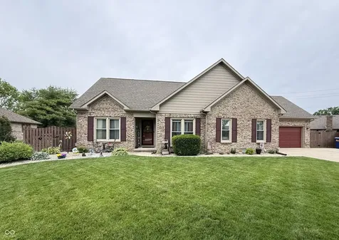 1069 Redwood Drive Brownsburg IN 46112