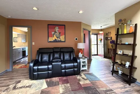 1069 Redwood Drive Brownsburg IN 46112