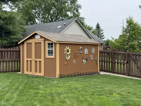 1069 Redwood Drive Brownsburg IN 46112