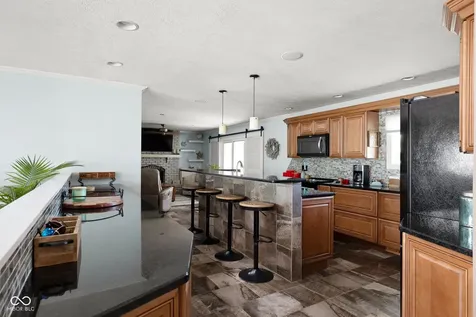 708 Airport Road Brownsburg IN 46112