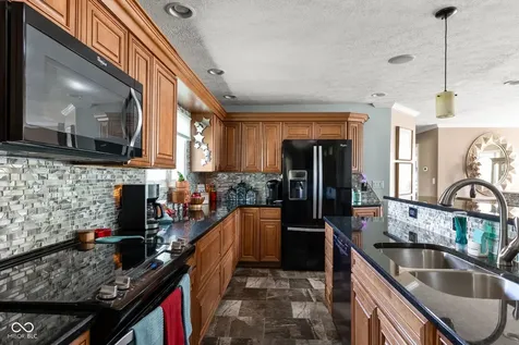 708 Airport Road Brownsburg IN 46112