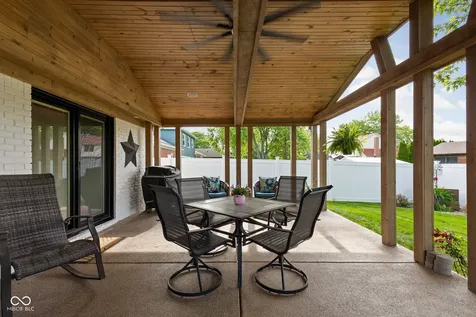 708 Airport Road Brownsburg IN 46112