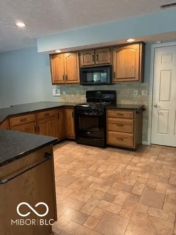 1792 Cloister Drive Indianapolis IN 46260