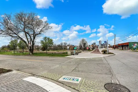 1044 Elm Street Indianapolis IN 46203