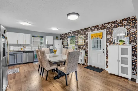 9802 Blue Ridge Way Indianapolis IN 46234