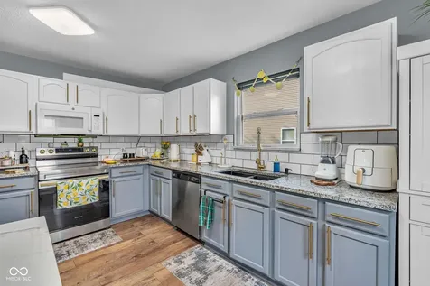 9802 Blue Ridge Way Indianapolis IN 46234