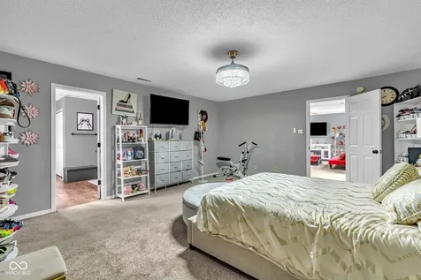 9802 Blue Ridge Way Indianapolis IN 46234