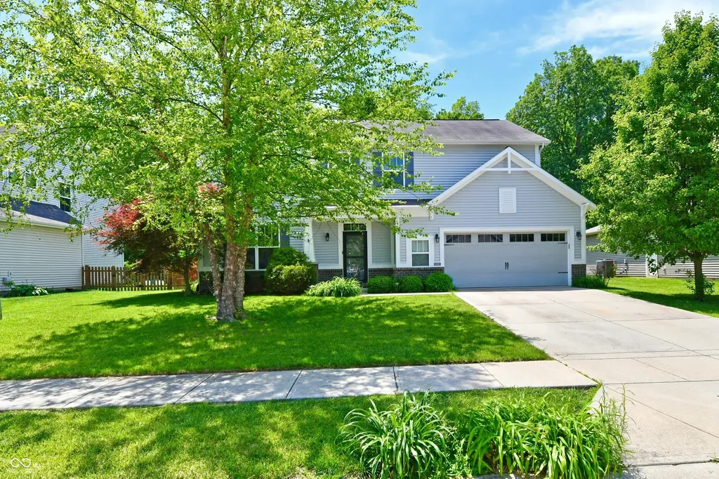 5737 Chazimal Street Plainfield IN 46168