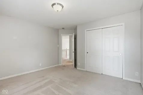 9220 N Coral Reef Road Mccordsville IN 46055