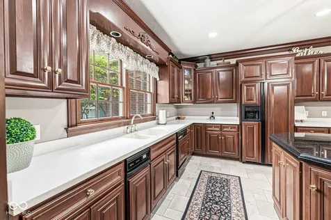 4480 W 121st Street Zionsville IN 46077