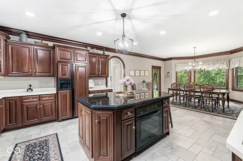 4480 W 121st Street Zionsville IN 46077