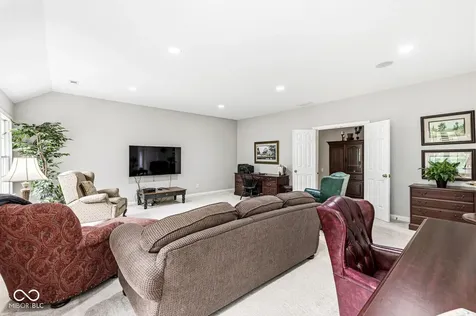 4480 W 121st Street Zionsville IN 46077