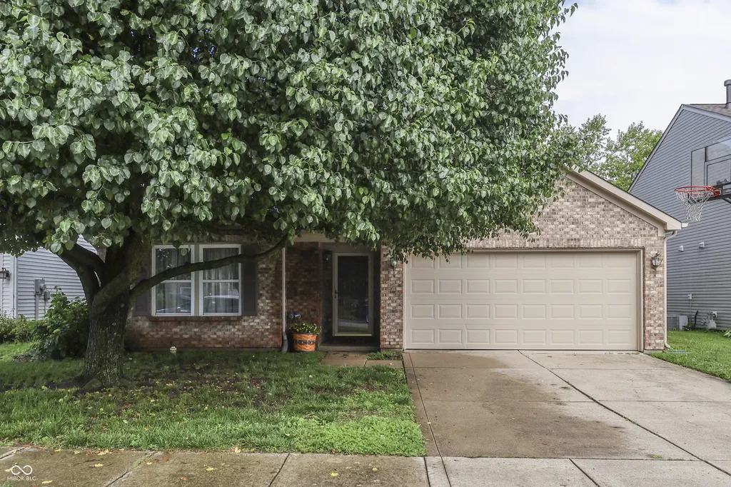 6613 Sonesta Drive Indianapolis IN 46217
