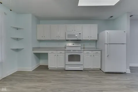 6613 Sonesta Drive Indianapolis IN 46217