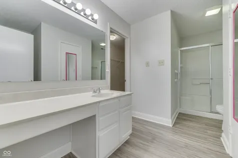 6613 Sonesta Drive Indianapolis IN 46217
