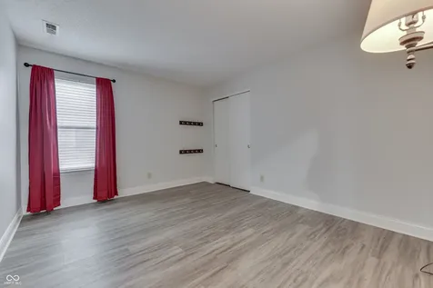 6613 Sonesta Drive Indianapolis IN 46217