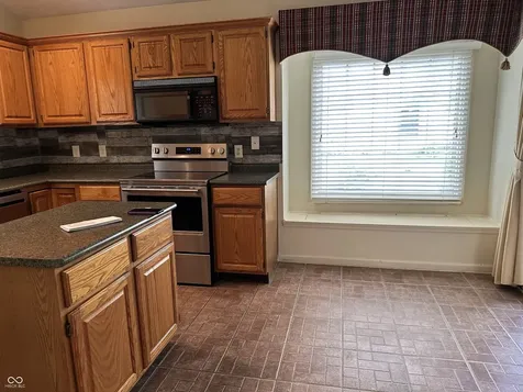 17934 Village Way N Noblesville IN 46062