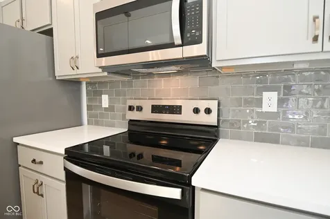 2434 Winthrop Avenue Indianapolis IN 46205