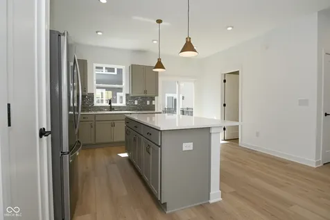 2434 Winthrop Avenue Indianapolis IN 46205