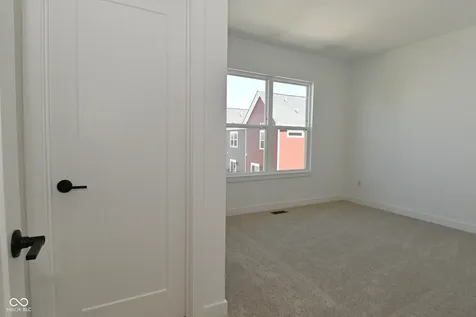 2434 Winthrop Avenue Indianapolis IN 46205