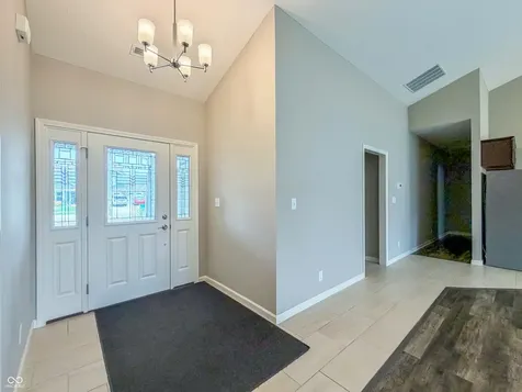 817 Detford Street Lebanon IN 46052