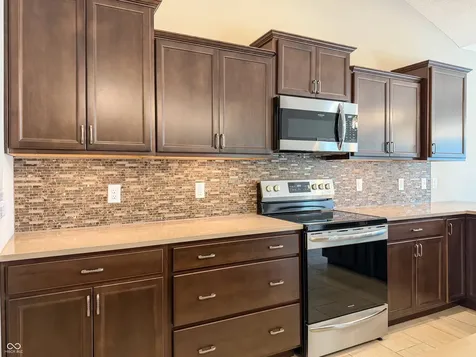 817 Detford Street Lebanon IN 46052