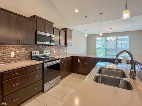 817 Detford Street Lebanon IN 46052