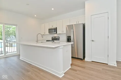 2446 Winthrop Avenue Indianapolis IN 46205