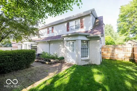 3900 N Vienna Woods Drive Muncie IN 47304