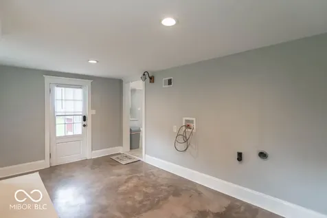 2636 S Hunter Road Indianapolis IN 46239