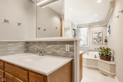 4865 Briarwood Court Carmel IN 46033