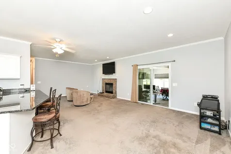6425 N 900 W Elwood IN 46036