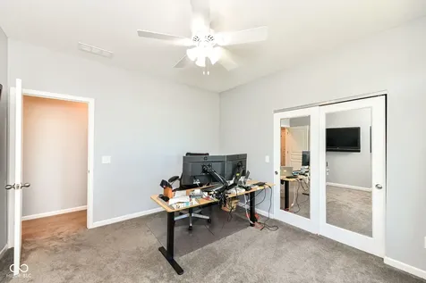 6425 N 900 W Elwood IN 46036