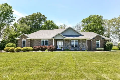 6425 N 900 W Elwood IN 46036