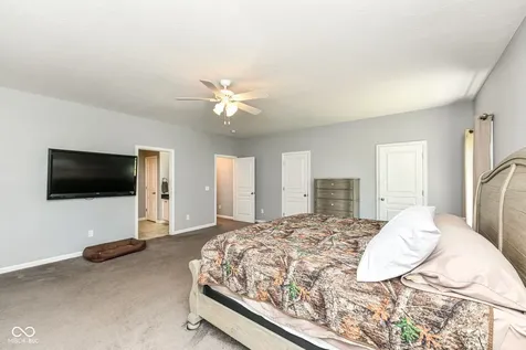 6425 N 900 W Elwood IN 46036