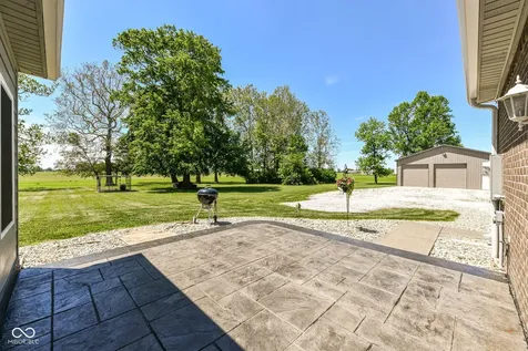 6425 N 900 W Elwood IN 46036