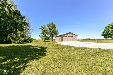 6425 N 900 W Elwood IN 46036