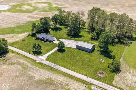 6425 N 900 W Elwood IN 46036