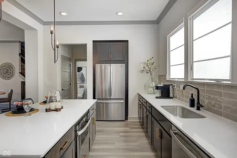 176 Midland Trace Loop Westfield IN 46074