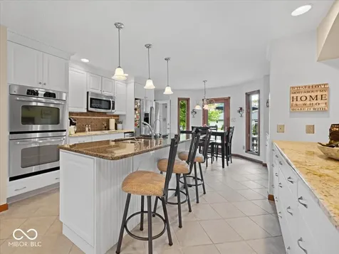111 Foxborough Run Shelbyville IN 46176