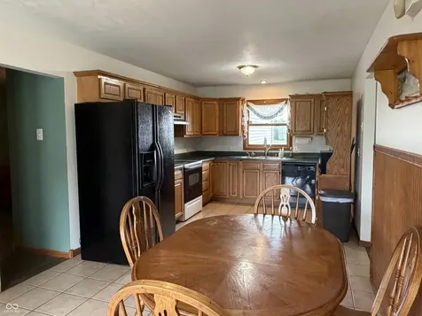 4000 S 550 W Columbus IN 47201